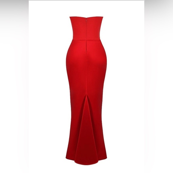 HOUSE OF CB 'Persephone' Scarlet Strapless Corset Maxi Dress - Picture 4 of 9